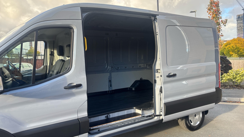 Ford Transit E-350 L3 Rwd 135kW 68kWh H2 Trend Van Auto [DAP]
